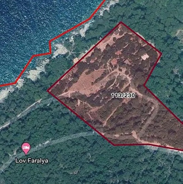 Foto - Hesabına para gelmeye devam ediyor! Kimsesizler mezarlığında bir milyoner