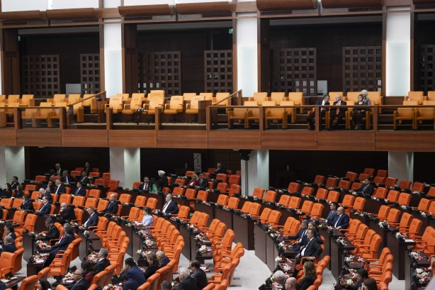 Foto - Hesap uzmanı Kılıçdaroğlu'nu TBMM'de rezil eden kare!