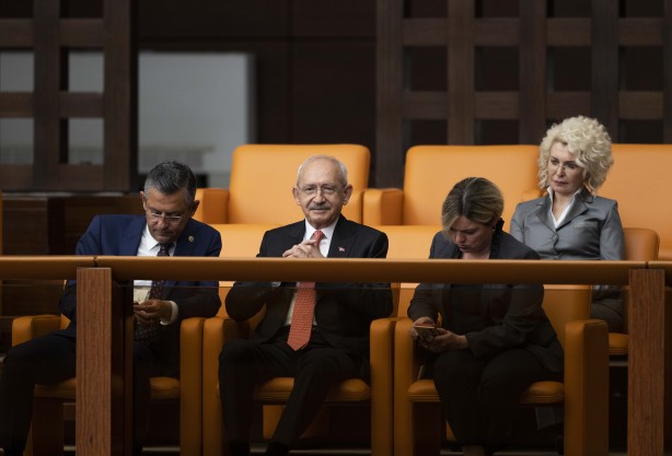 Foto - Hesap uzmanı Kılıçdaroğlu'nu TBMM'de rezil eden kare!