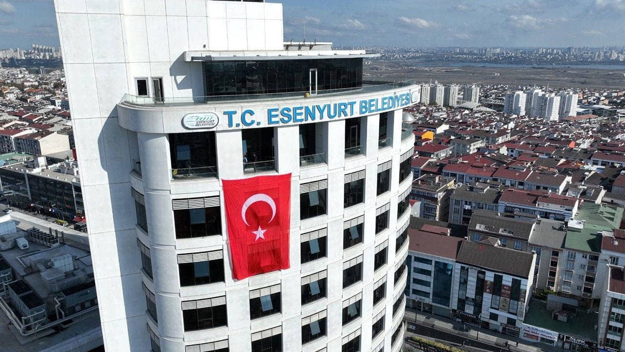 Foto - Sır gibi transferler MASAK raporlarında! Makam odasında milyonluk rüşvet