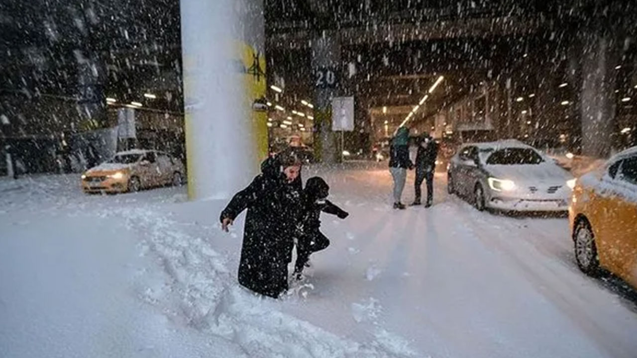 Foto - 'Hevesi cumhurbaşkanı olmak' diyen Hilal Kaplan açıkladı: 'AK Partililer kaos çıkardı' diyecekler