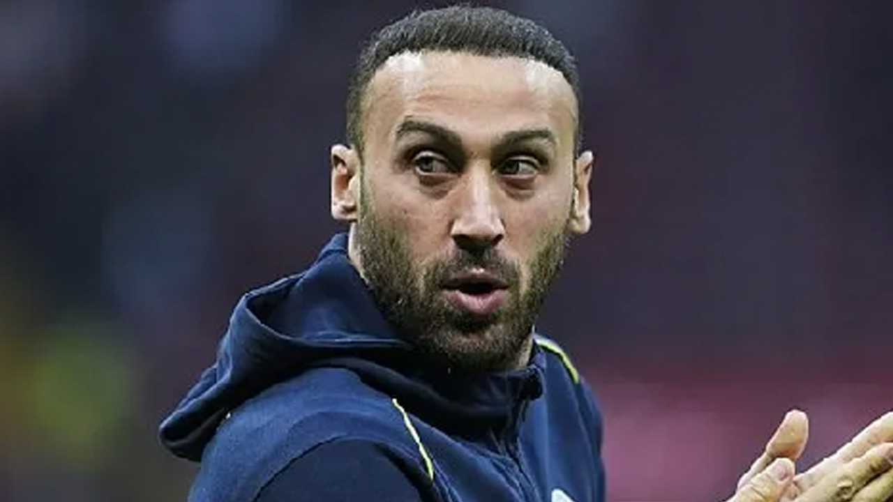 Foto - Hey gidi koca Cenk Tosun hey! Resmen oyuncak oldun oyuncak! Babasının yaptığına bak...