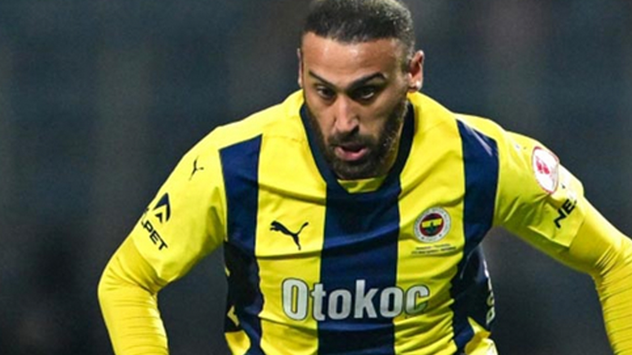 Foto - Hey gidi koca Cenk Tosun hey! Resmen oyuncak oldun oyuncak! Babasının yaptığına bak...