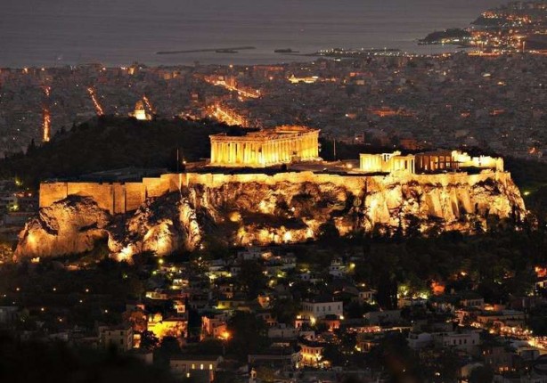 Heyecan içinde bekliyorlardı! Türklerle ilgili alınması gereken karar gecikti, Yunanistan karıştı