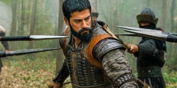 Heyecanlandıran anlar! Kuruluş Osman'da iki ünlü isim görüldü