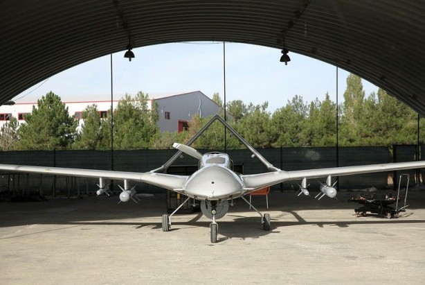 Foto - Hiç hesapta olmayan bir ülke Bayraktar TB2 SİHA alabilir! Eğer gerçekleşirse inanılmaz bir olay olur