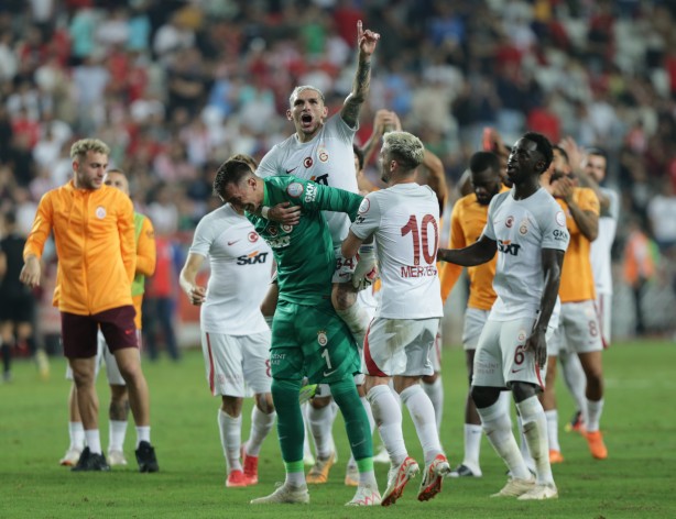 Foto - Hiç hesapta olmayan gelişmeyi açıkladılar: Galatasaray yeni bir krizin eşiğinde… Duyan, duymayanlara haber etsin