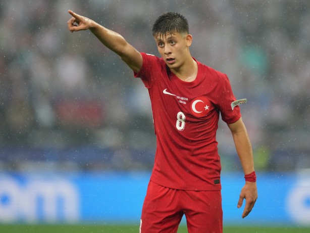 Foto - Hiçbir dediği çıkmayan Sergen Yalçın, Arda Güler'e demediğini bırakmadı!