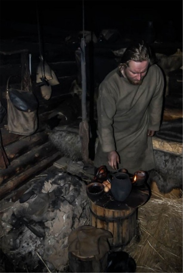 Foto - Hiçbir teknoloji kullanmadan Ortaçağ hayatı yaşıyor!