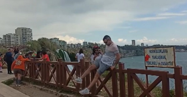 Foto - Hiçbir uyarıyı dinlemediler | Bakın canlarını neden hiçe saydılar!