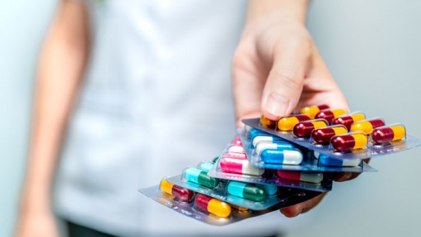 Foto - Hiçbir zaman birlikte tüketilmemesi gereken ilaç ve yiyecekler