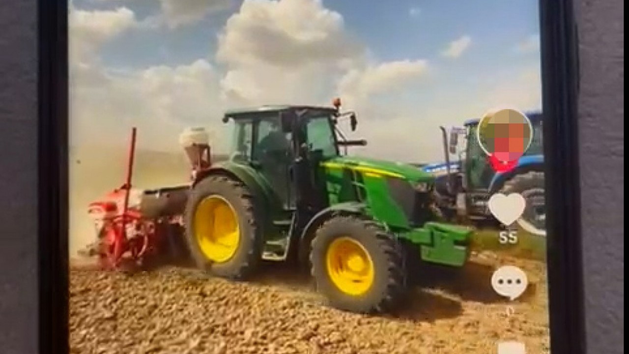 Foto - Hikayesi şaşırttı! Sosyal medyada video izlerken çalınan traktörünü buldu