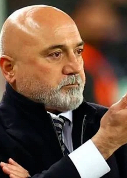 Foto - Hikmet Karaman’dan flaş açıklama: Hareketleri hayrete düşürdü… Gitti Fatih Terim geldi Karaman…