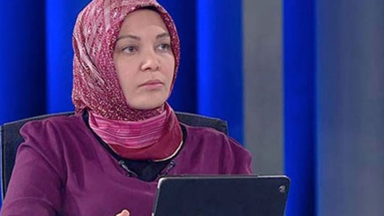 Foto - Hilal Kaplan alçak saldırıyı açıkladı: Başımdan örtüm çekilmeye çalışıldı