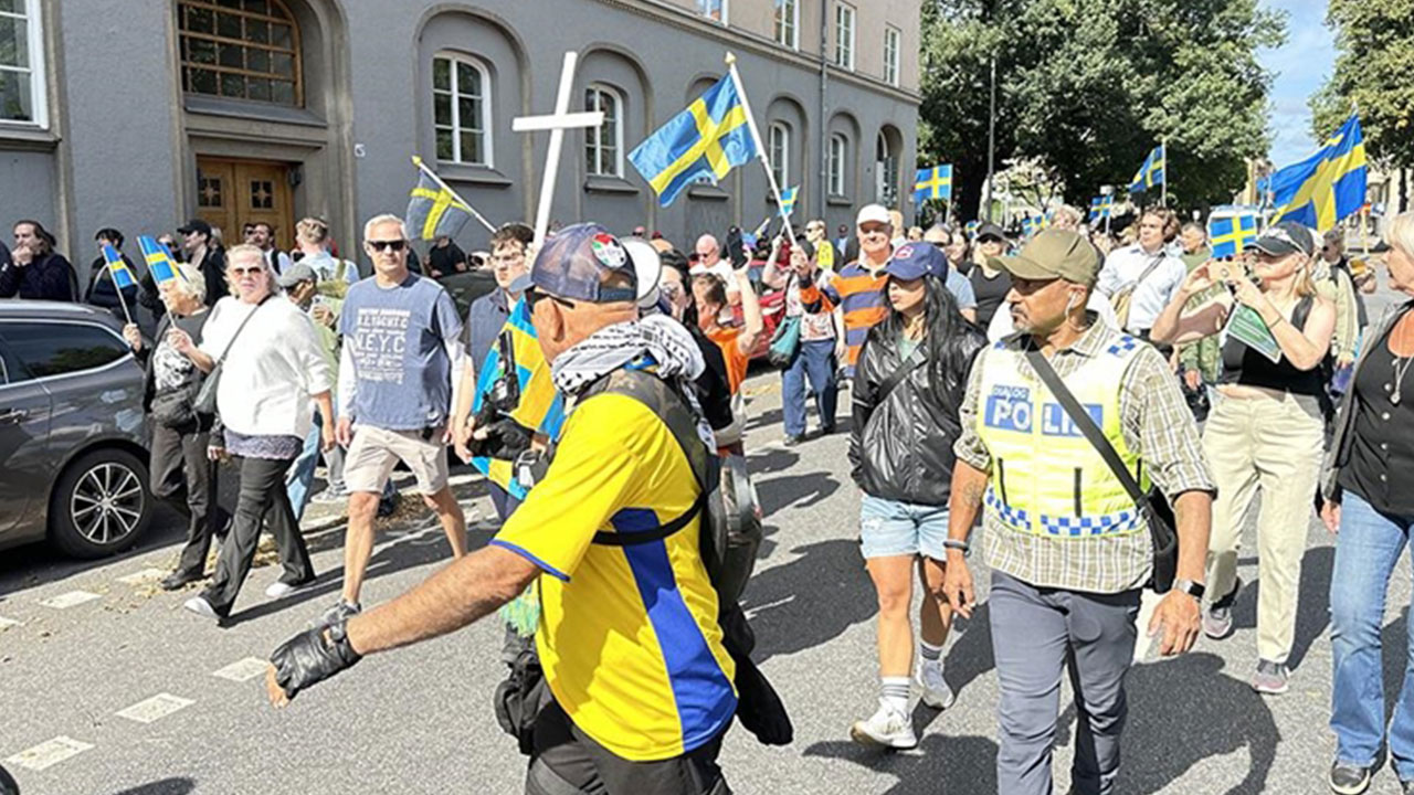 Foto - Hilal Kaplan alçak saldırıyı açıkladı: Başımdan örtüm çekilmeye çalışıldı