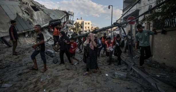 Foto - Hilal Kaplan taşı gediğine koydu! On numara tespit 