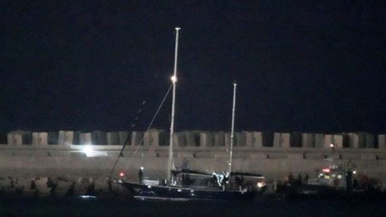 Foto - Hilal Kaplan'dan haklı sitem: Yüzlerce gemiyi yola çıkarmak gerek