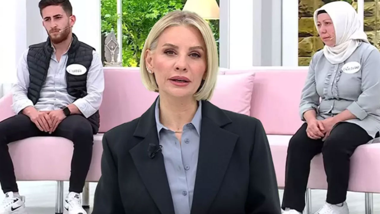 Foto - Hilal Kaplan'dan olay Esra Erol çıkışı: Zalimlerini bir daha ayağa kalkamayacak şekilde rezil ediyorlar