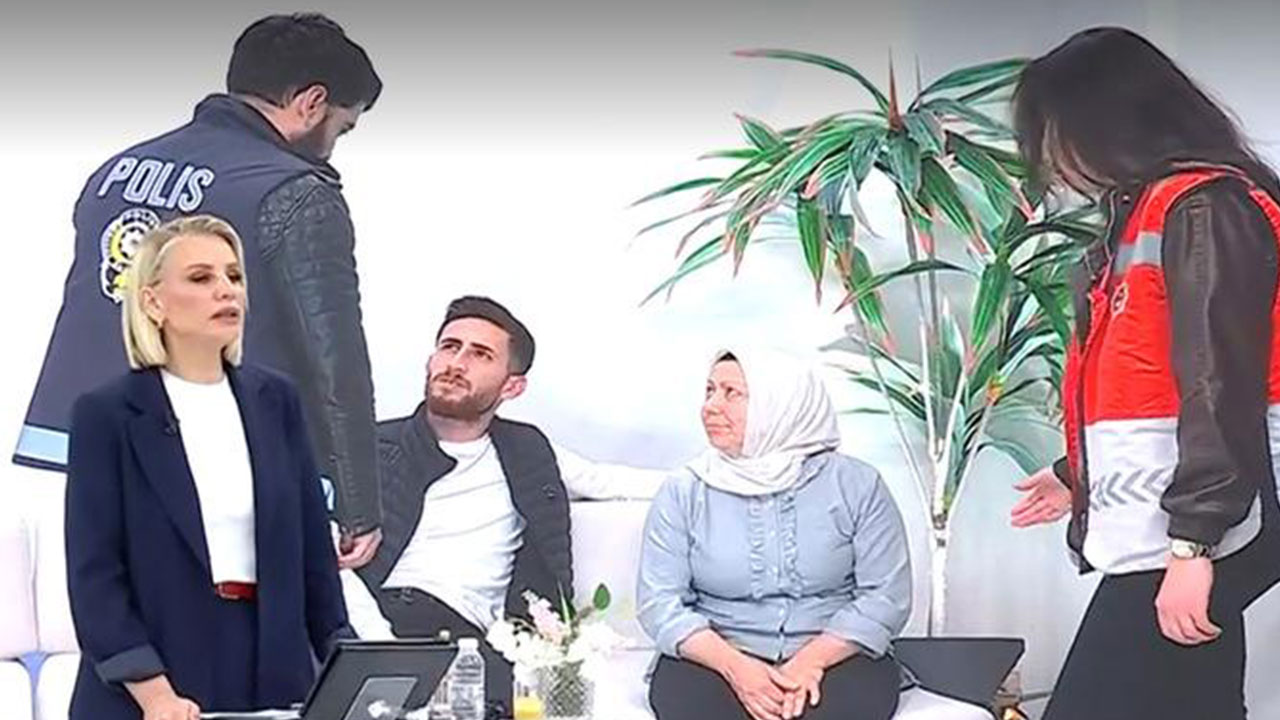 Foto - Hilal Kaplan'dan olay Esra Erol çıkışı: Zalimlerini bir daha ayağa kalkamayacak şekilde rezil ediyorlar