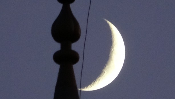 Foto - Hilal ve minarenin muazzam görüntüsü hayran bıraktı
