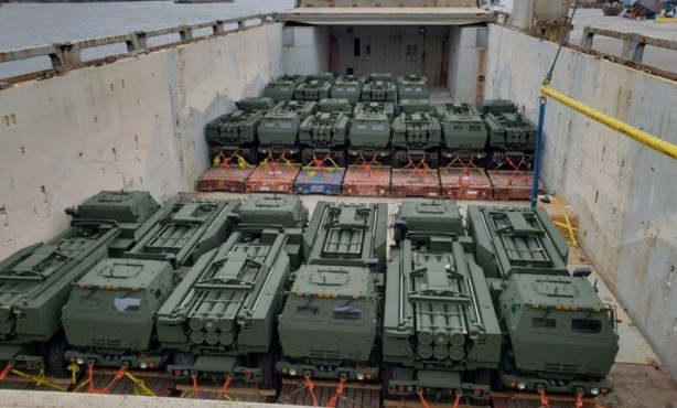 Foto - HIMARS füzelerini alıp dünyaya duyurdular: 48 saatte Türk savaş gemilerini, İHA'larını imha edeceğiz