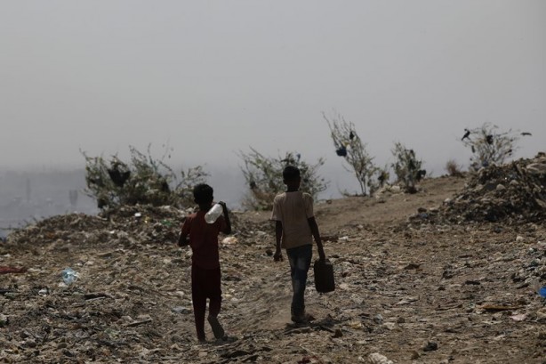 Foto - Hindistan Dünya Çevre Günü'nü böyle karşıladı! Bölgeden dumanlar yükseldi