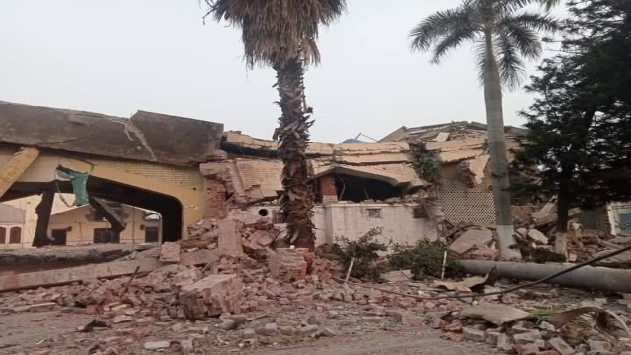 Foto - Hindistan-Pakistan savaşı resmen başladı! O "cami" detayı herkesi şaşkına çevirdi