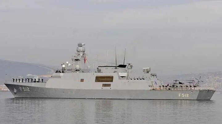 Hindistan’a gözdağı mı? Türk savaş gemisi Pakistan’a ulaştı 