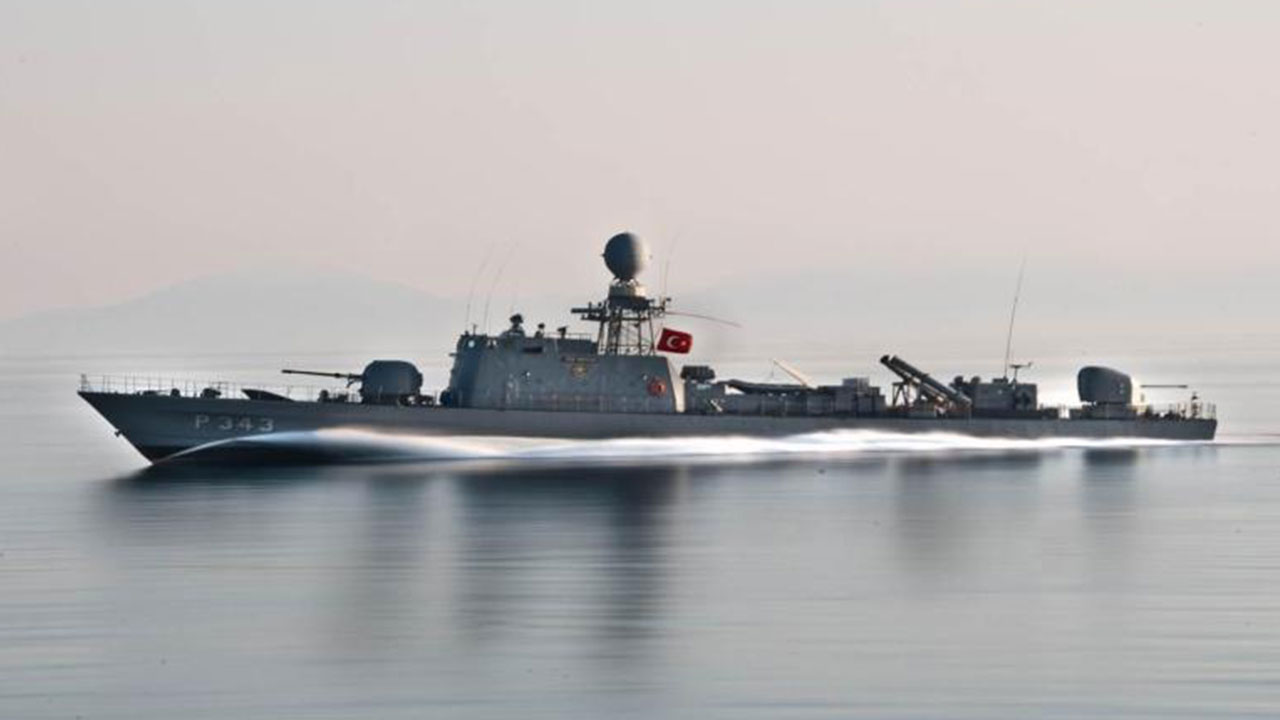 Hindistan'a karşı Türkiye'den destek istediler! Ankara 'bu bizden hibe' dedi, savaş gemisi yola çıkıyor