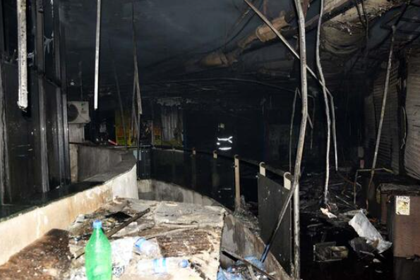 Foto - Hindistan'da koronavirüs hastanesinde yangın: 9 ölü