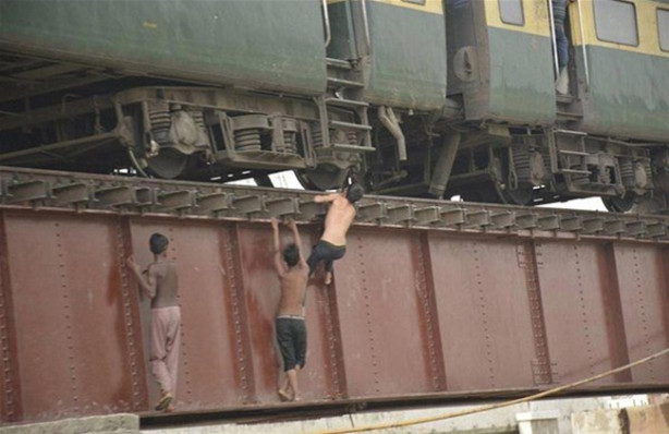 Foto - Hindistan'da sıra dışı eğlence anlayışı