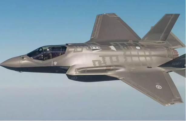 Foto - Hindistanlılar, Türkiye'nin F-35 kararını böyle dünyaya duyurdu: Vazgeçmezler