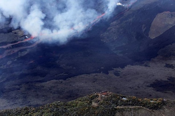 Foto - Hint Okyanusunda yanardağ patladı