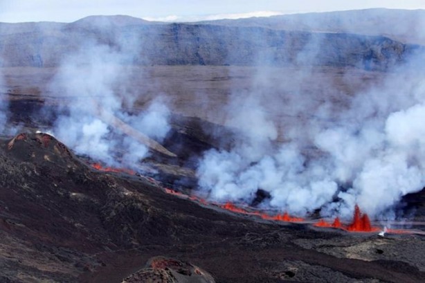 Foto - Hint Okyanusunda yanardağ patladı