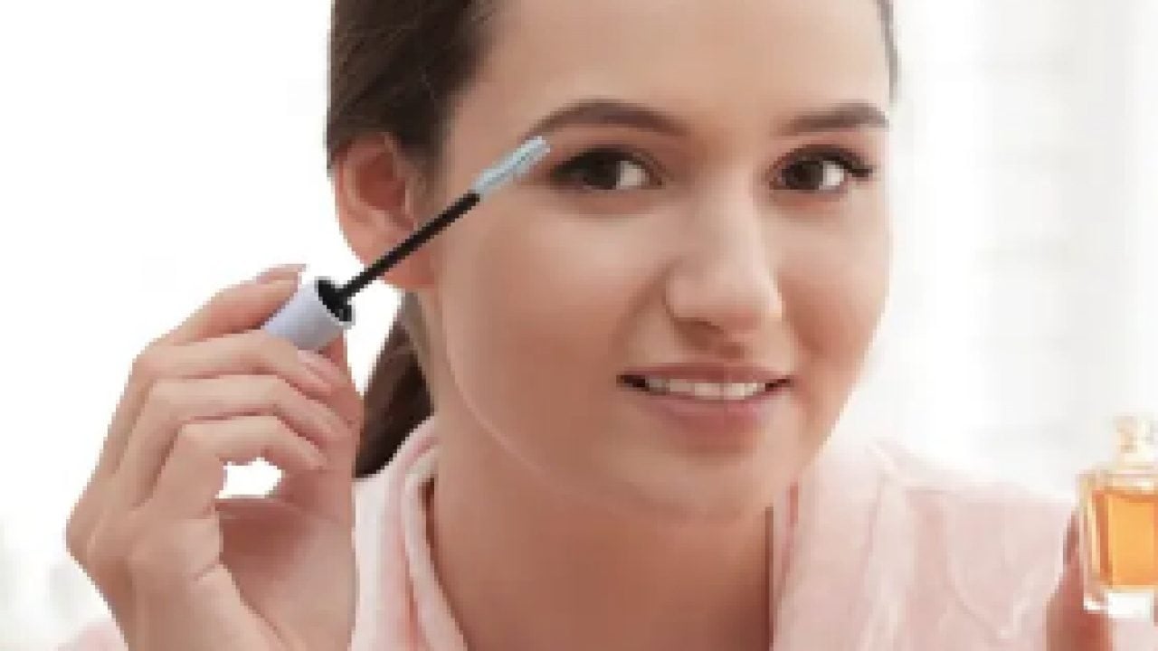 Foto - Hint yağı çok ama çok önemli: Kirpiklerin geleceği bu yağa bağlı: Kirpikleri kalınlaştırıyor