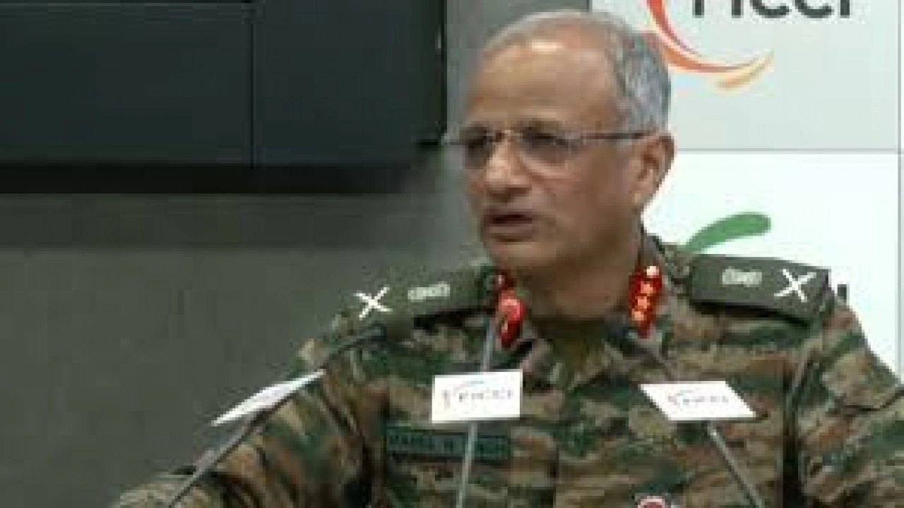 Foto - Hintli generalin Türkiye itirafı Yunanistan'ı salladı