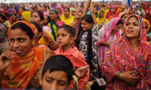 Hintliler çıldırdı! Türkiye'ye bakın ne için geliyorlar