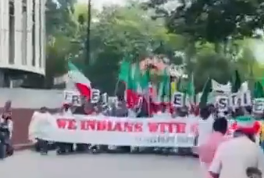 Foto - Hintlilerin Filistin yerine taşıdıkları bayrak bakın hangi ülkenin çıktı! 