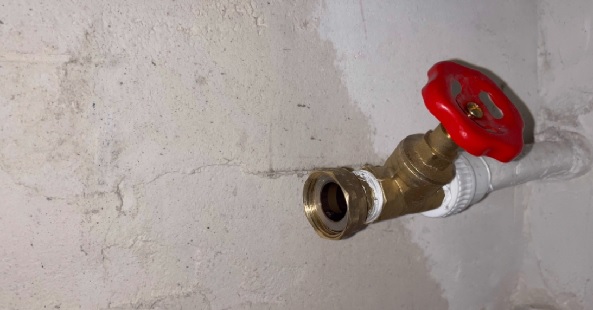 Hırsızlar bu apartmanı susuz bıraktı! Bakın hırsızlar bu kez neyi gözlerine kestirdi