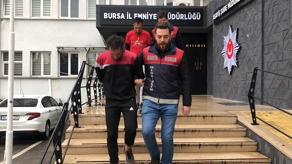 Foto - Hırsızlar 'Örümcek Adam'a özendi! 