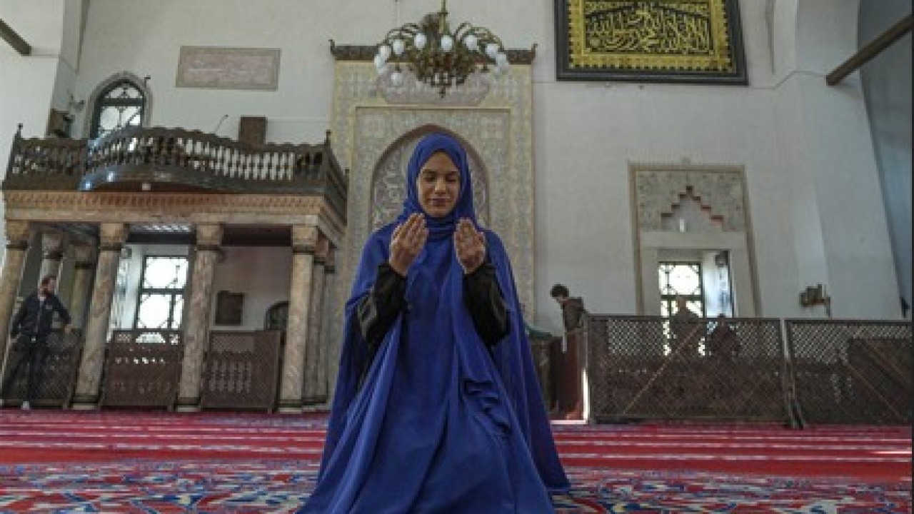 Hırvat kadın müslüman oldu! Huzuru Bosna'da buldu!