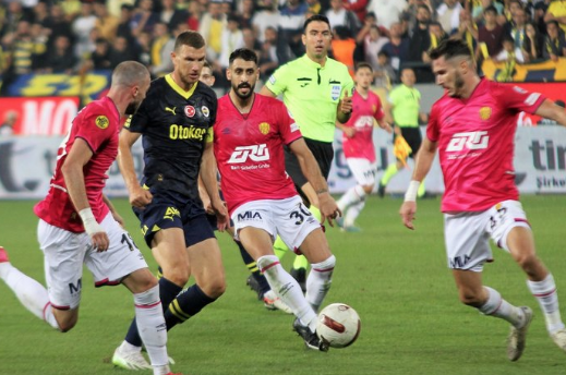 Hırvatistan'dan sürpriz Dominik Livakovic açıklaması! Fenerbahçe ve transfer...