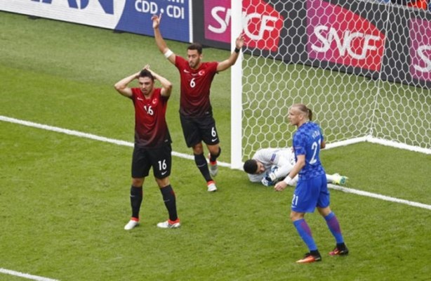 Foto - Hırvatistan'ın golünde ilginç görüntü!