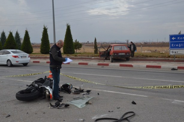 Foto - Hız motosikletiyle çarpışan aracın sürücüsü kaçtı