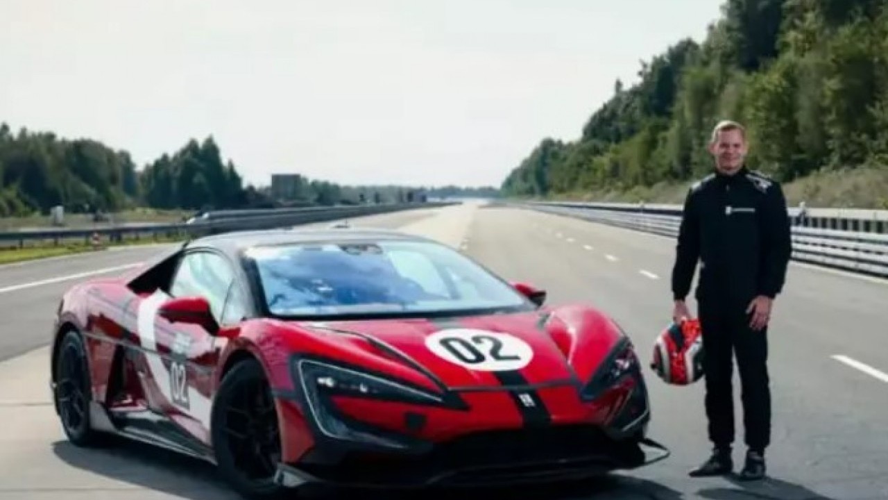 Foto - Hız rekoru kırmıştı: Türkiye'de otomobil tutkunlarıyla buluşuyor!