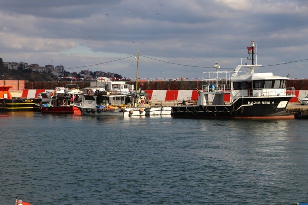 Foto - Hızı saatte 45 kilometreye ulaştı! Hafta sonu da etkili olması bekleniyor
