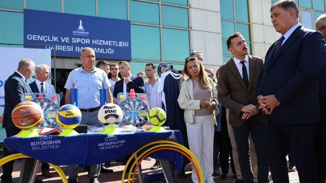Foto - Hizmet belediyeciliği başladı: AK Parti’ye geçen İzmir Büyükşehir’den ilk icraat