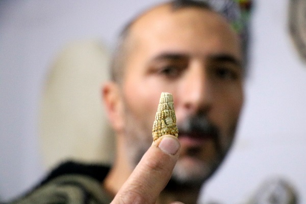 Hobisi hayatını değiştirdi! Evini müzeye çevirdi satış yapmaya başladı