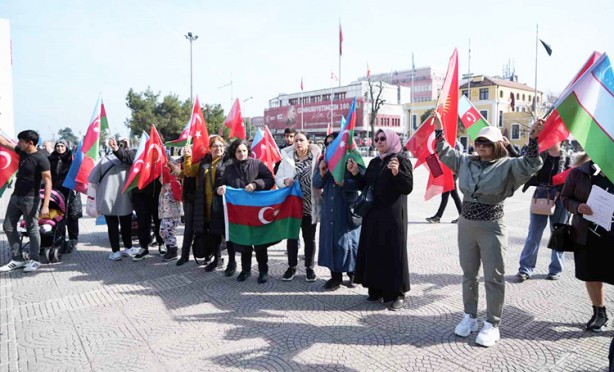 Foto - ’Hocalı Katliamı’nda hayatını kaybedenler dualarla anıldı: Hocalı, unutmadık unutturmayacağız