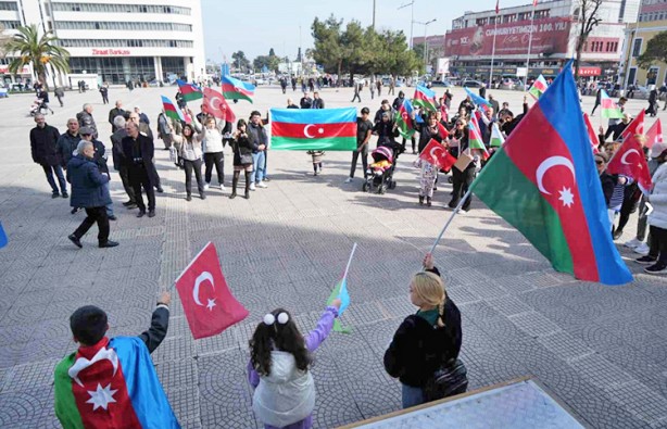 Foto - ’Hocalı Katliamı’nda hayatını kaybedenler dualarla anıldı: Hocalı, unutmadık unutturmayacağız
